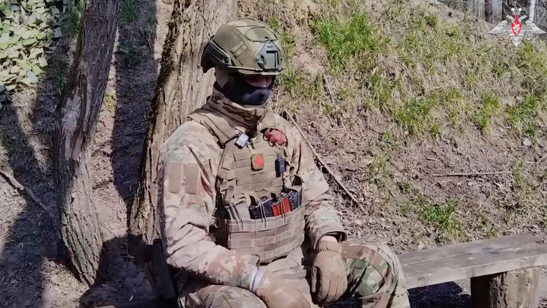 Военврач группировки «Юг» полчаса держал артерию пальцами, чтобы спасти бойца
