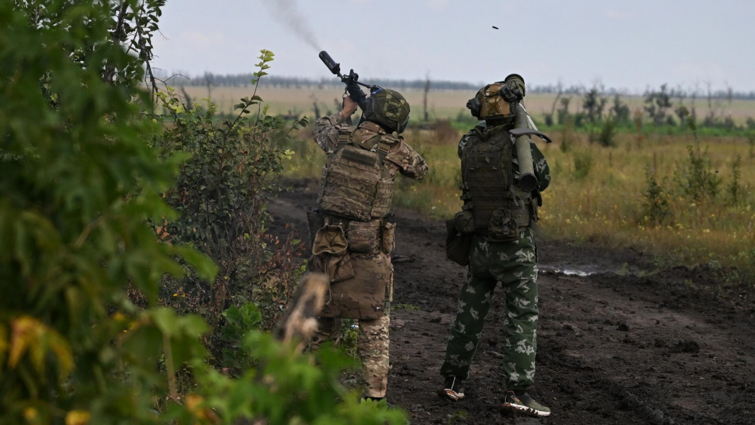 Российские мотострелки контролируют подъездные пути ВСУ в Курской области